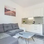 Luxury Melissa Vodice