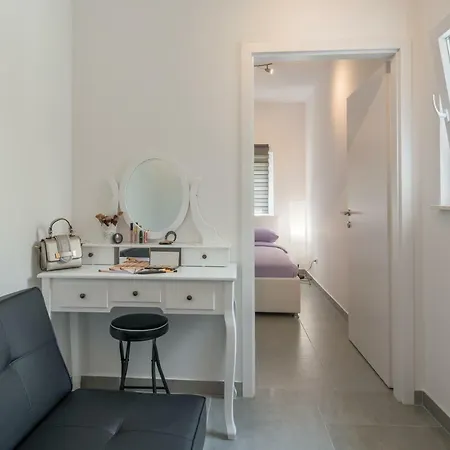 Luxury Melissa Apartman