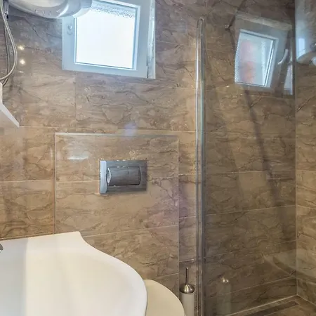 Luxury Melissa Apartman